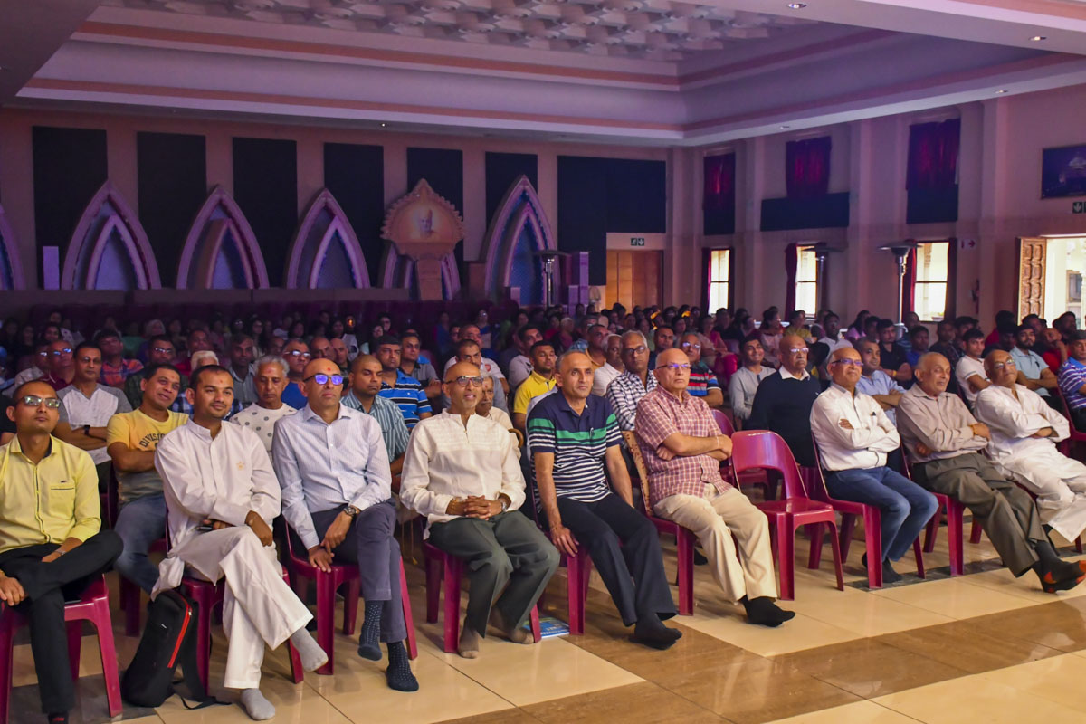 85th Birthday Celebration of Pragat Brahmaswarup Mahant Swami Maharaj, Lenasia