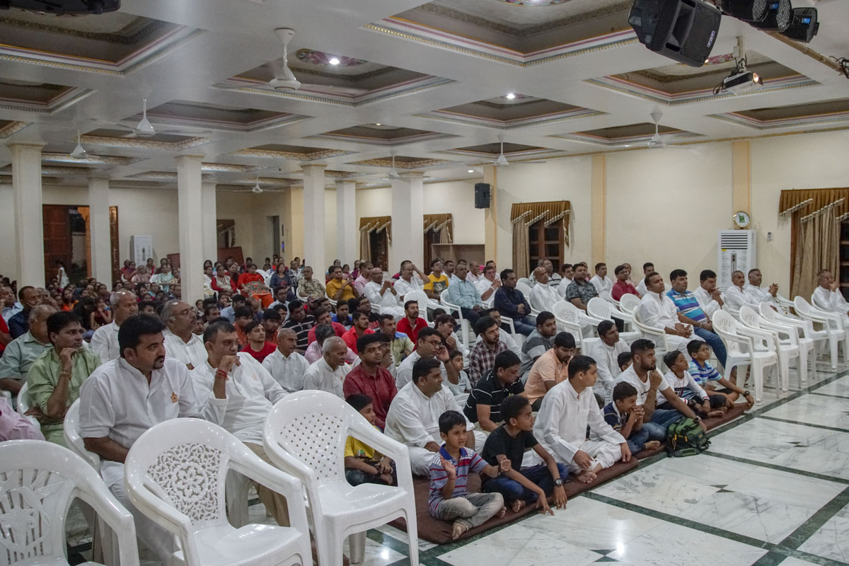85th Birthday Celebration of Pragat Brahmaswarup Mahant Swami Maharaj, Mwanza