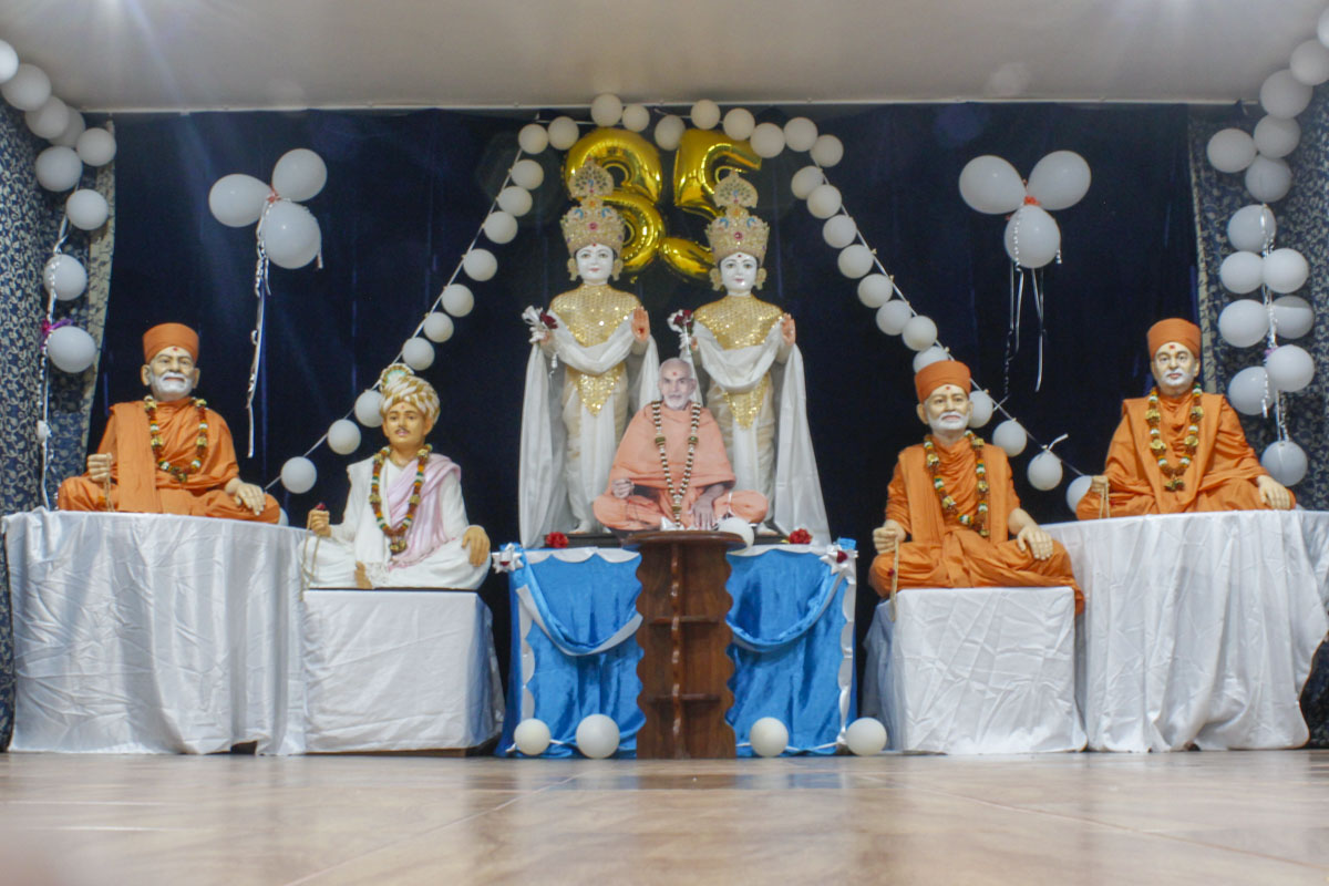 85th Birthday Celebration of Pragat Brahmaswarup Mahant Swami Maharaj (Mahila), Mwanza