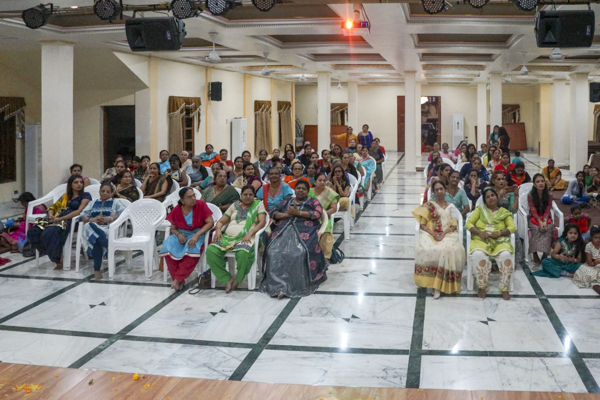 85th Birthday Celebration of Pragat Brahmaswarup Mahant Swami Maharaj (Mahila), Mwanza