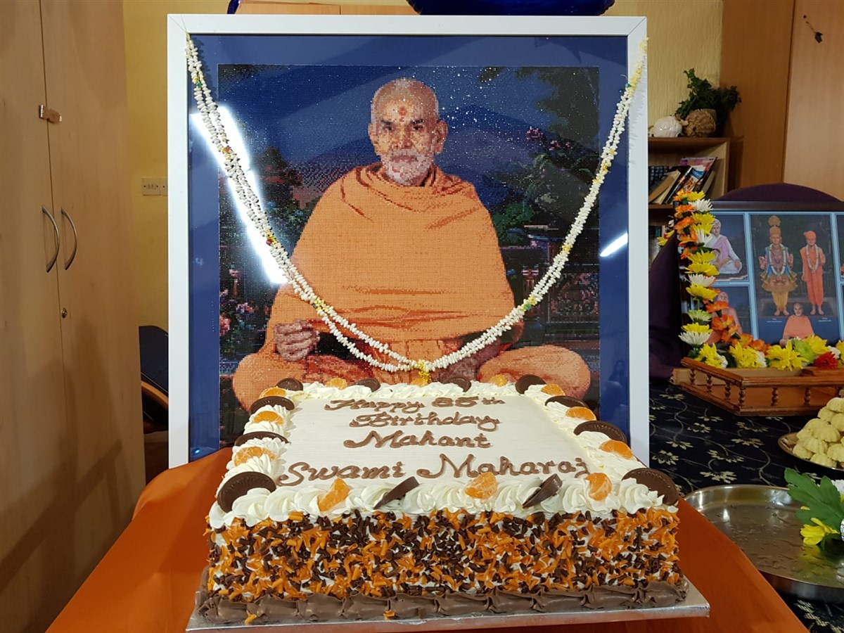 Mahant Swami Maharaj Janma Jayanti Celebrations, Bolton, UK 