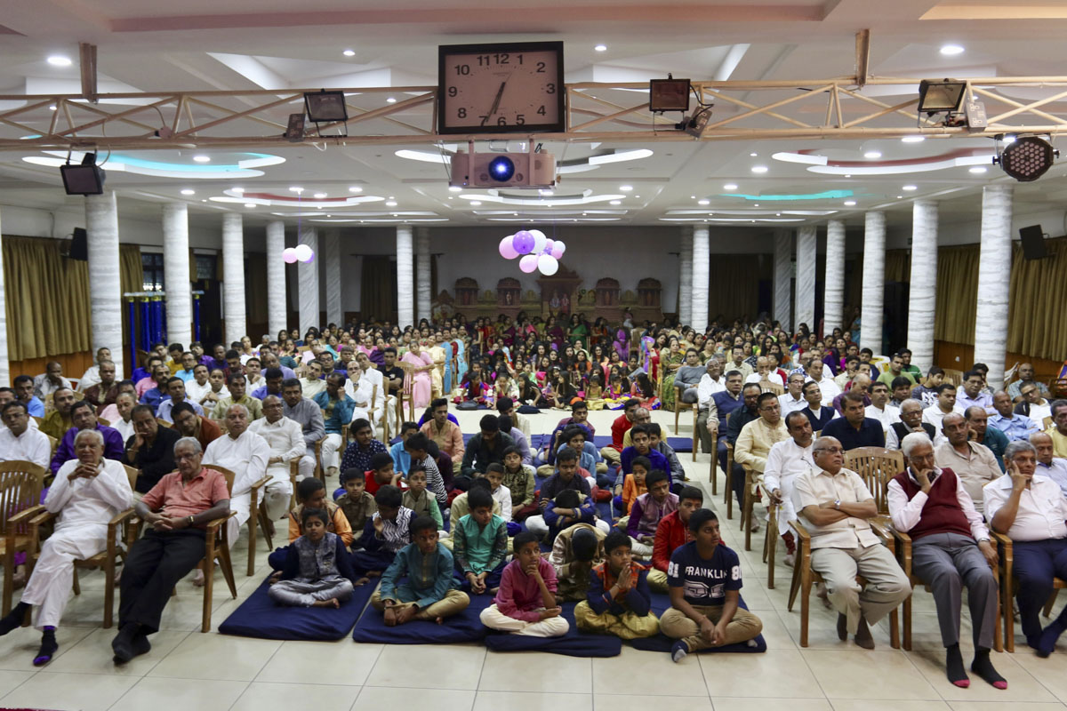 85th Birthday Celebration of Pragat Brahmaswarup Mahant Swami Maharaj, Nakuru