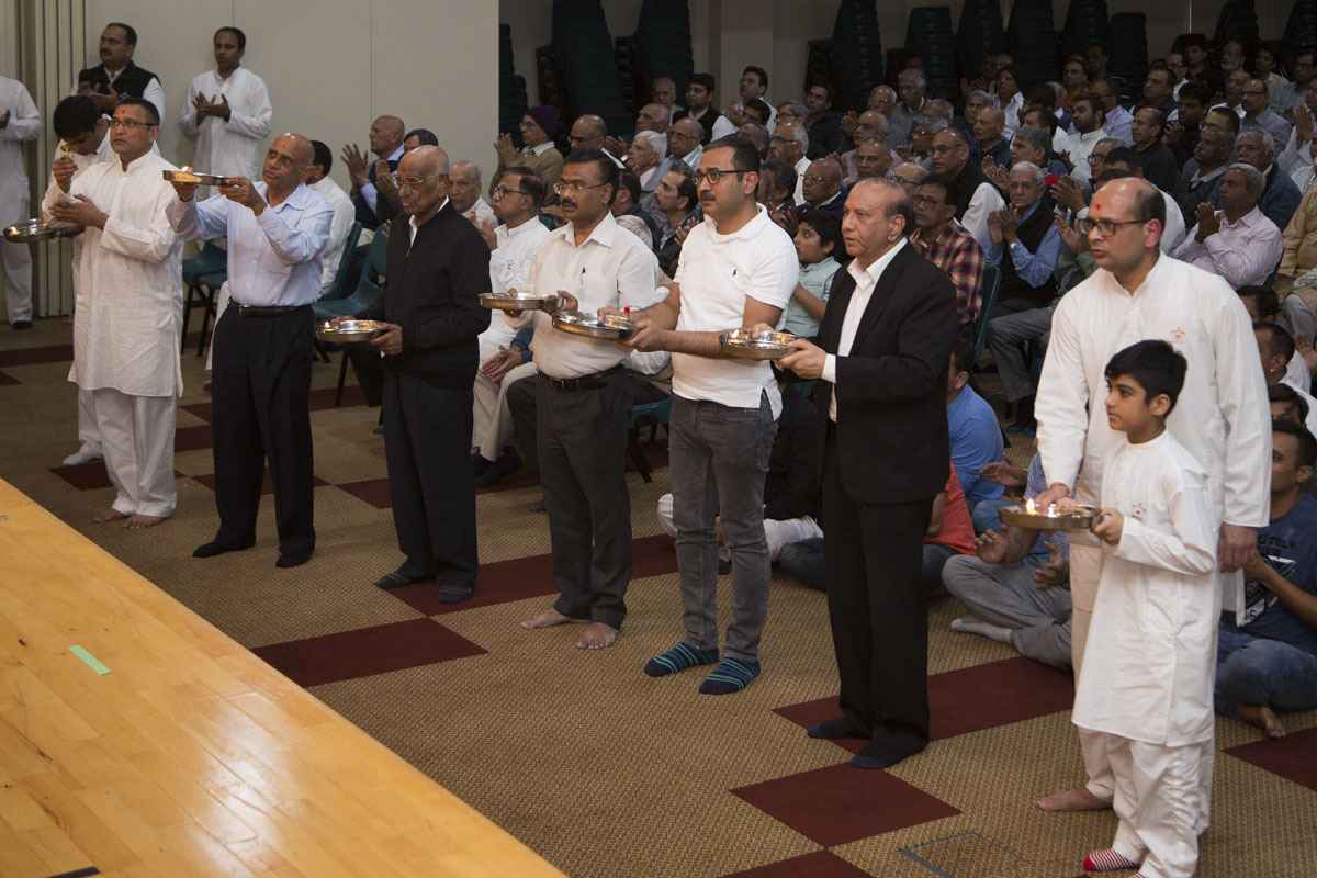 85th Birthday Celebration of Pragat Brahmaswarup Mahant Swami Maharaj, Auckland