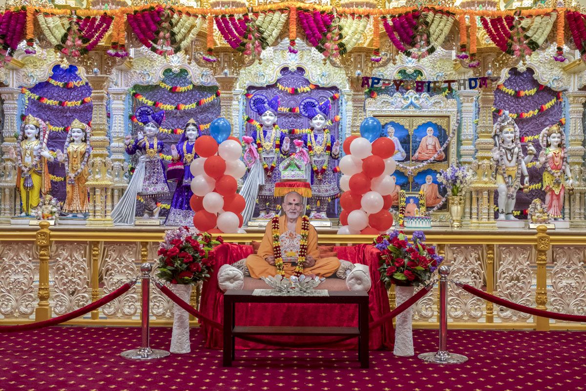 85th Birthday Celebration of Pragat Brahmaswarup Mahant Swami Maharaj, Adelaide