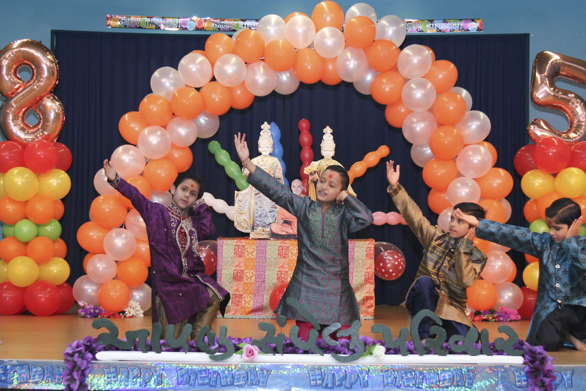 85th Birthday Celebration of Pragat Brahmaswarup Mahant Swami Maharaj, Canberra