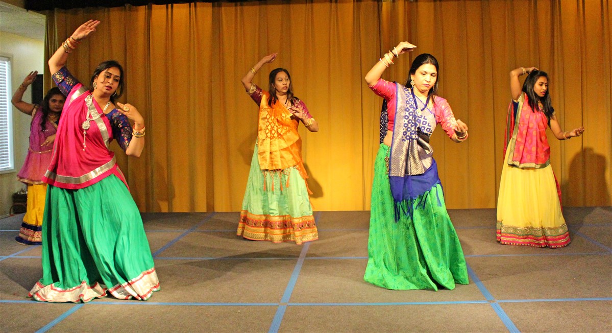 Mahant Swami Maharaj 85th Birthday Mahila Celebration 2018, Calhoun, GA ...