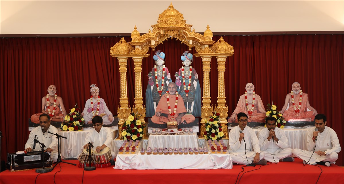 Mahant Swami Maharaj Janma Jayanti Celebrations, Chigwell, UK 