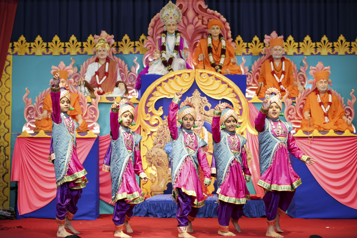 85th Birthday Celebration of Pragat Brahmaswarup Mahant Swami Maharaj, Melbourne
