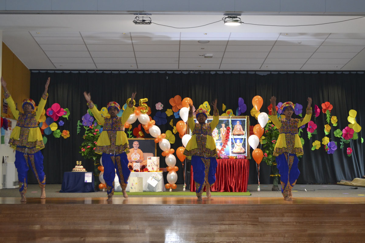85th Birthday Celebration of Pragat Brahmaswarup Mahant Swami Maharaj, Melbourne West