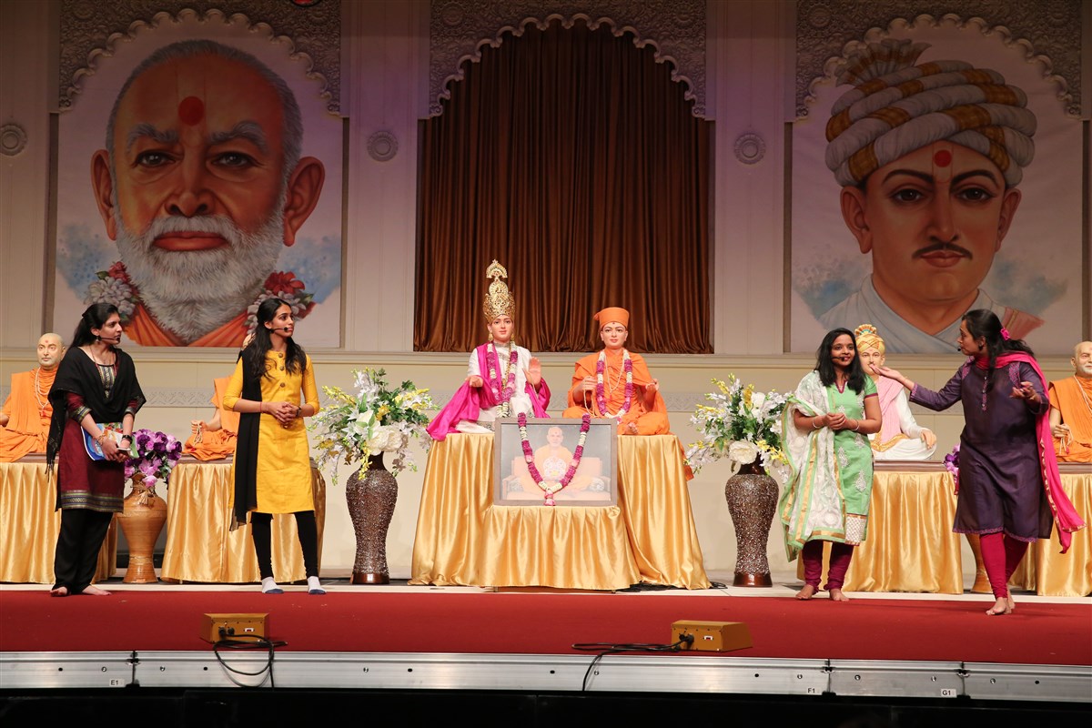 Mahant Swami Maharaj Janma Jayanti Celebrations, London Mahila Mandal, UK 