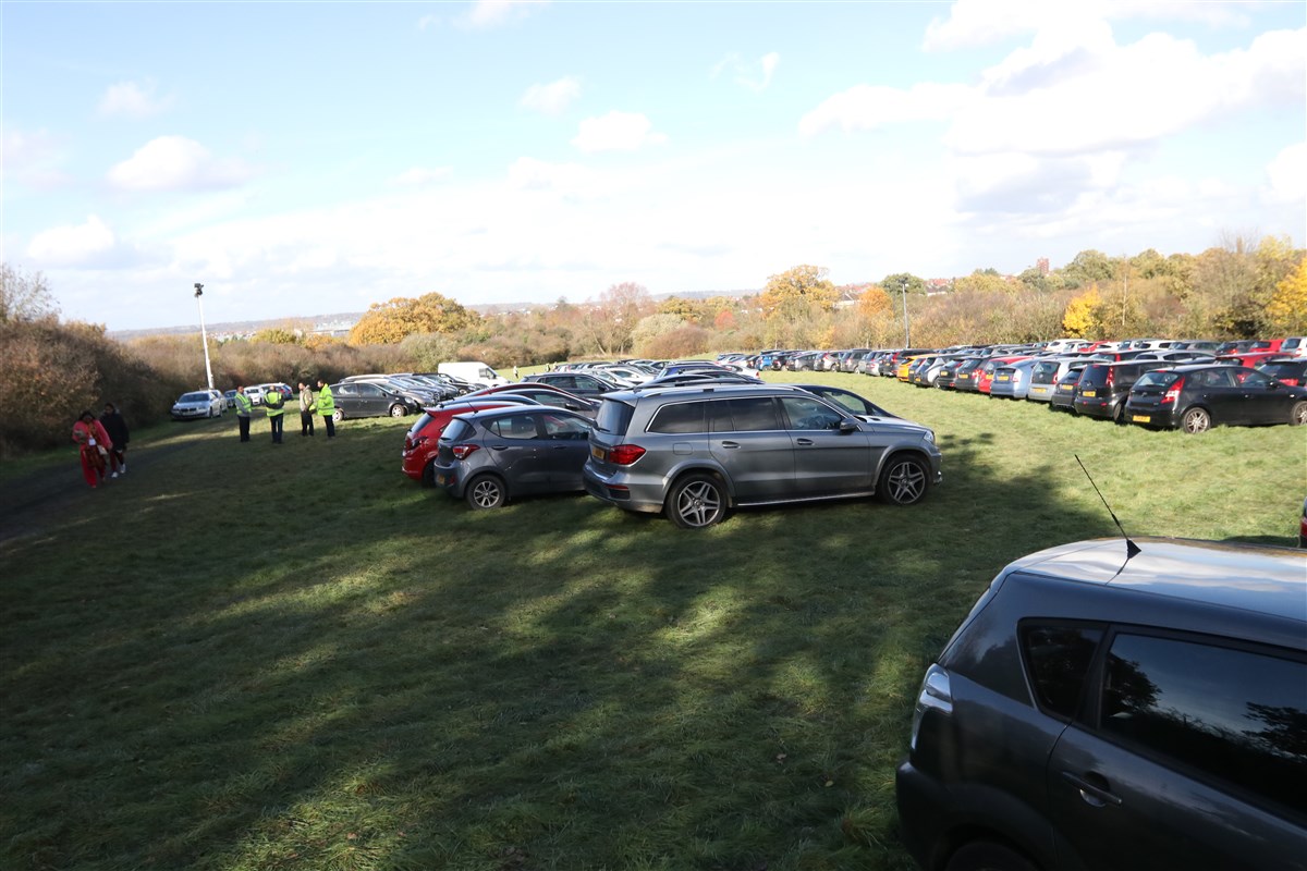 Volunteers served tirelessly in 9 different car parks to cater for the visitors' convenience