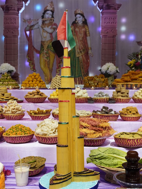 A spaghetti model of the Burj Khalifa