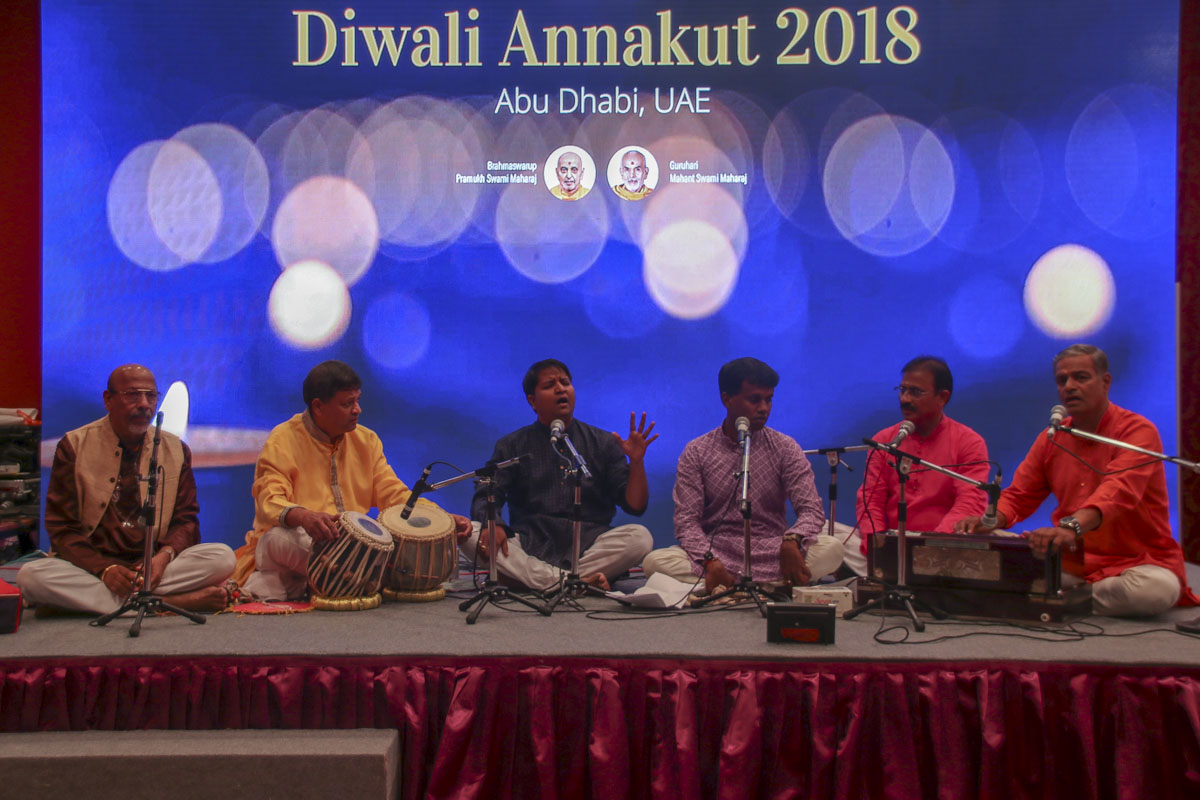 Devotees of the Swami Samarth group sing bhajans