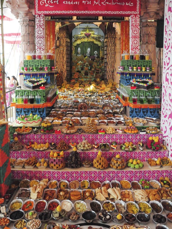 Diwali and Annakut Celebrations 2018, Mahesana
