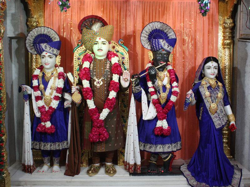 Shri Varninath and Shri Gopinath Dev