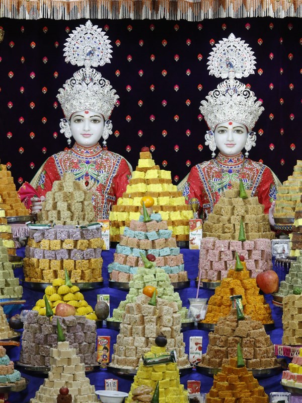 Diwali and Annakut Celebrations 2018, Mahelav