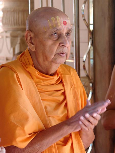 ... Swaminarayan mahamantra dhun