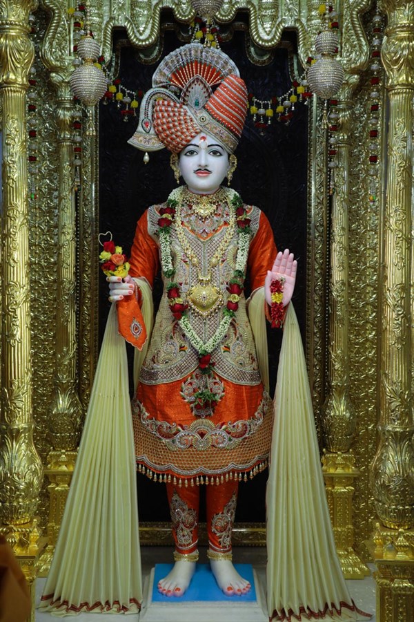 Shri Ghanshyam Maharaj, BAPS Shri Swaminarayan Mandir, Rajkot