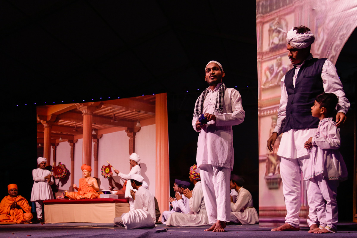 Children and youths present a cultural program