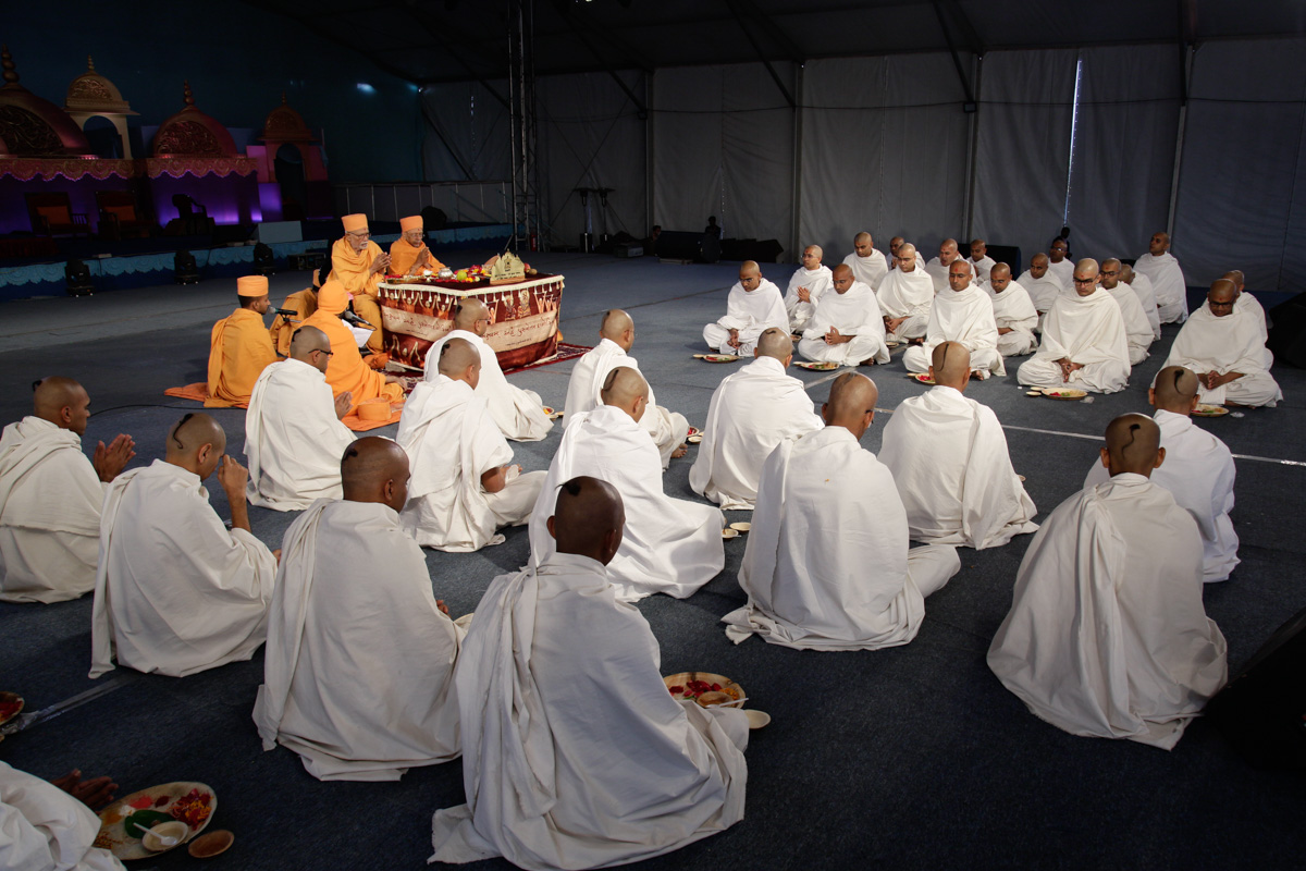 Mahapuja ceremony with parshads before taking diksha as sadhus