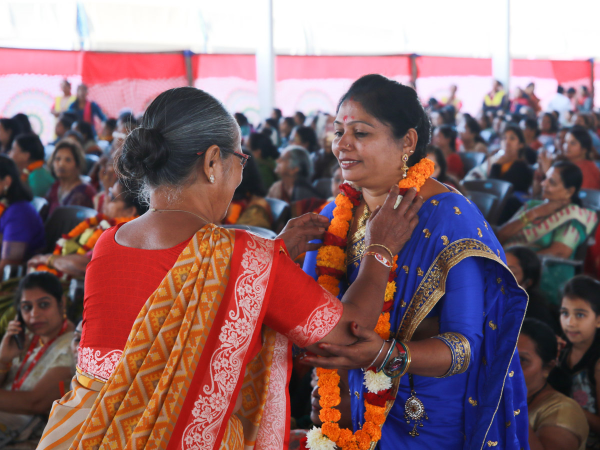 Mothers of sadhus are honored