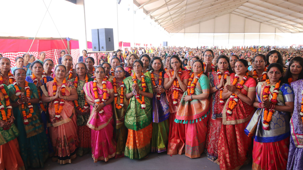 Mothers of sadhus are honored