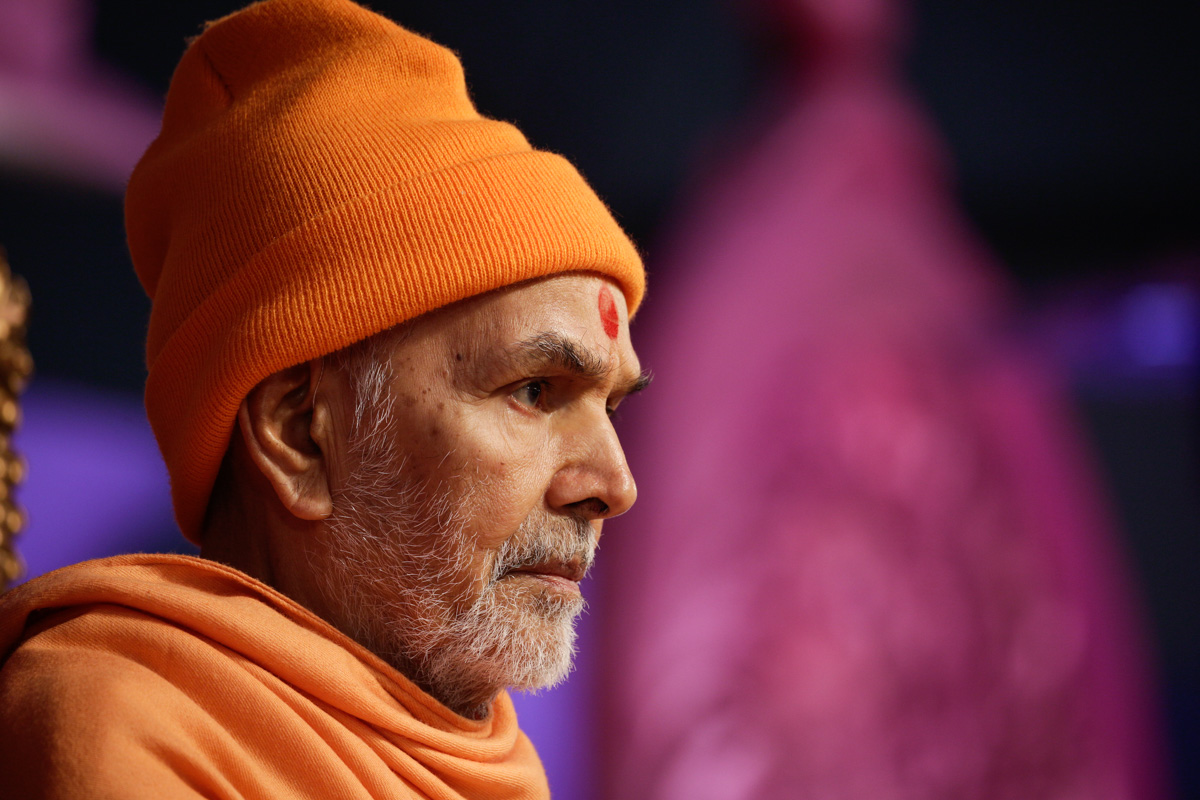 Swamishri during the assembly