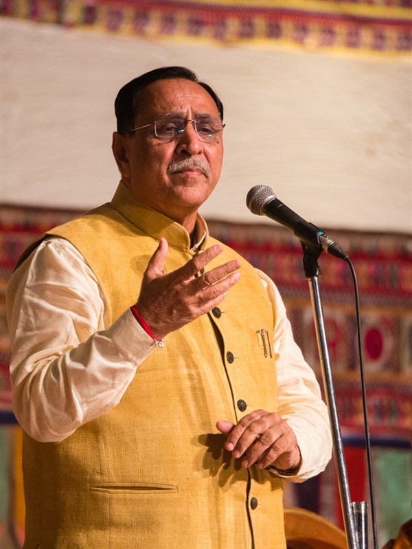 Shri Vijaybhai Rupani addresses the assembly