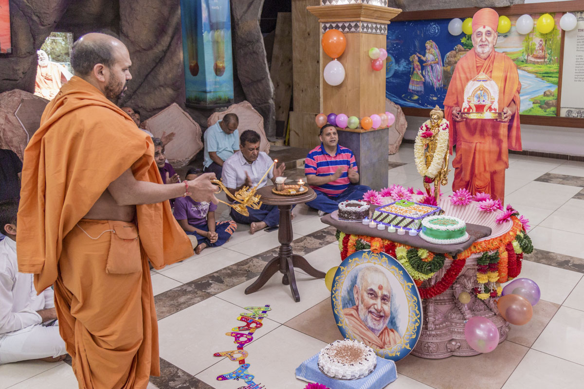 98th Birthday Celebration of Brahmaswarup Pramukh Swami Maharaj, Nairobi