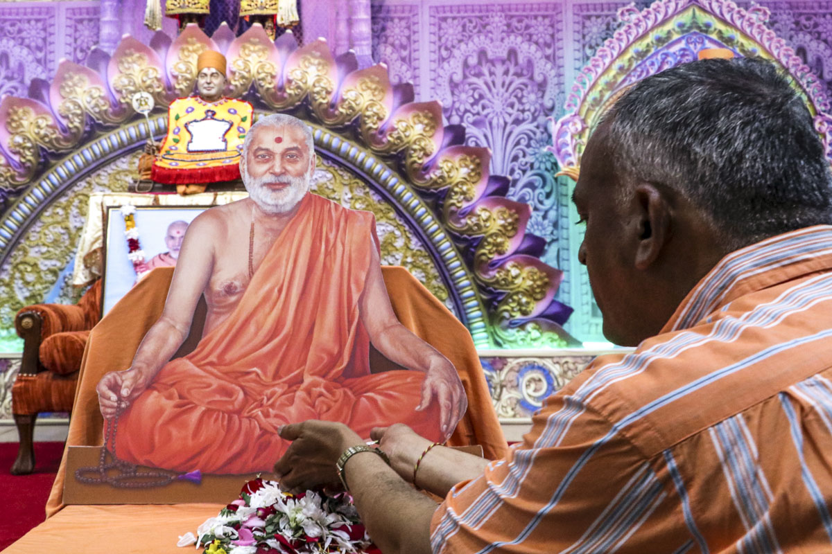 98th Birthday Celebration of Brahmaswarup Pramukh Swami Maharaj, Kampala