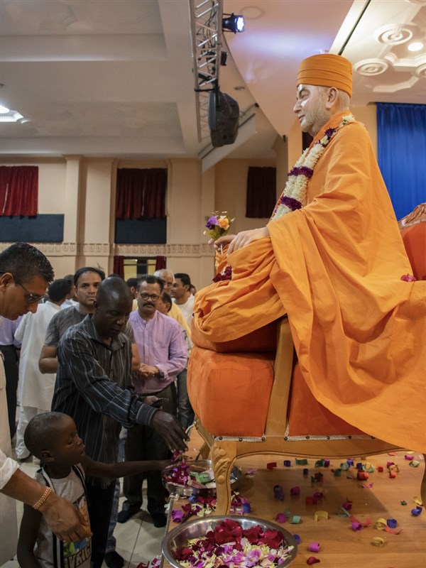 98th Birthday Celebration of Brahmaswarup Pramukh Swami Maharaj, Lenasia