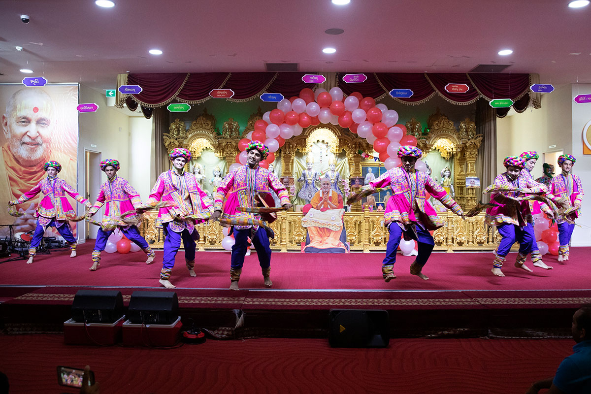 98th Birthday Celebration of Brahmaswarup Pramukh Swami Maharaj, Sydney