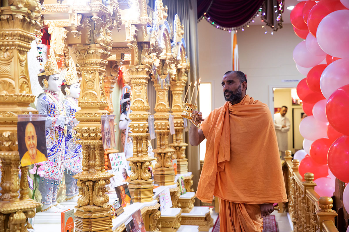 98th Birthday Celebration of Brahmaswarup Pramukh Swami Maharaj, Sydney