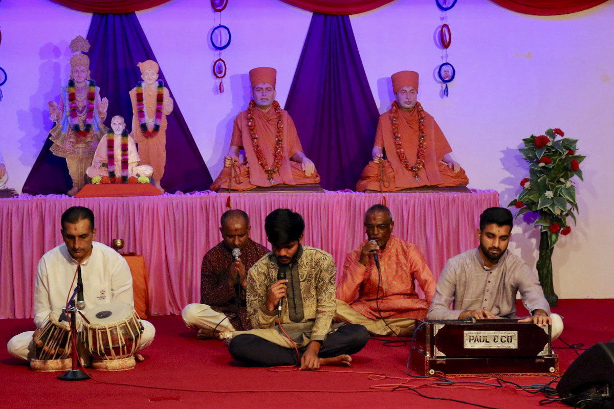 98th Birthday Celebration of Brahmaswarup Pramukh Swami Maharaj, Nakuru