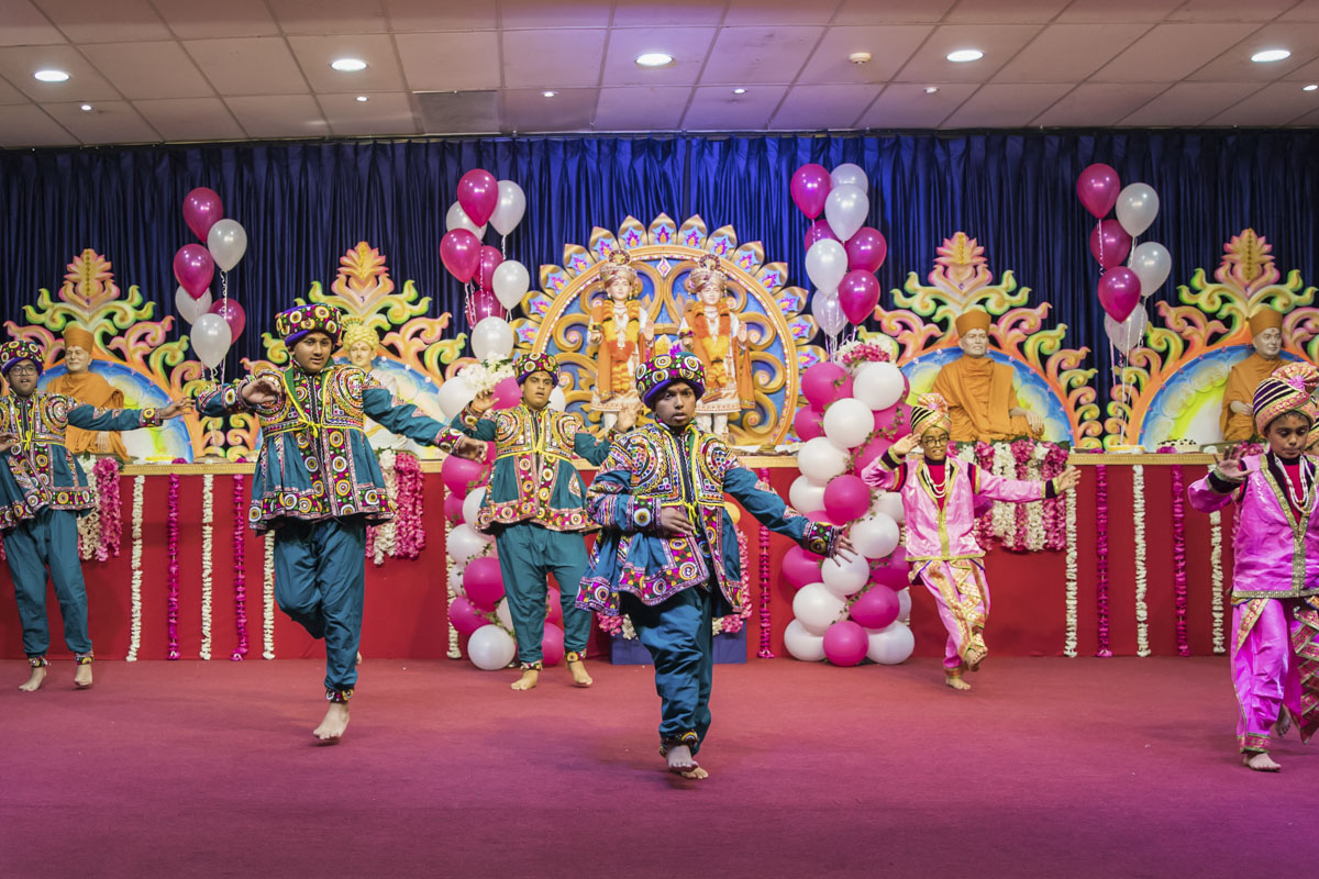 98th Birthday Celebration of Brahmaswarup Pramukh Swami Maharaj, Perth
