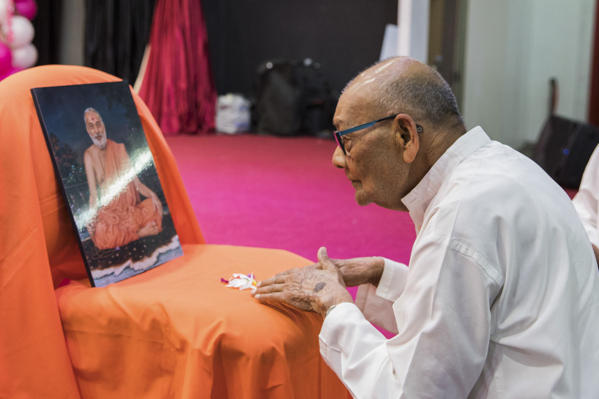 98th Birthday Celebration of Brahmaswarup Pramukh Swami Maharaj, Perth