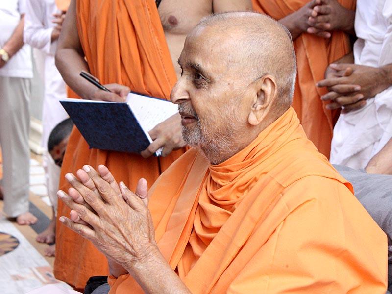   Swamishri in a divine mood
