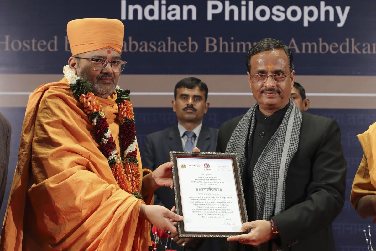40 Universities Honor Mahamahopadhyaya Swami Bhadreshdasji