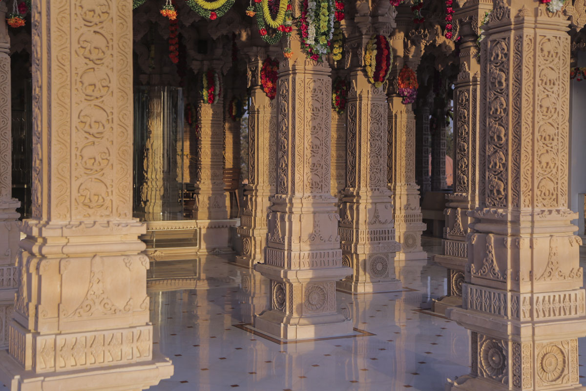BAPS Shri Swaminarayan Mandir, Dhule