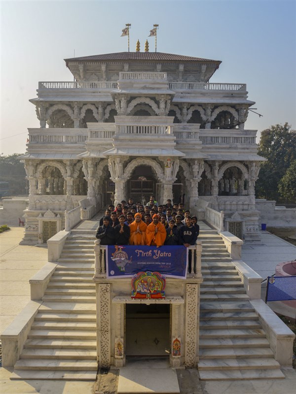 India Trip by BAPS Youths of Africa