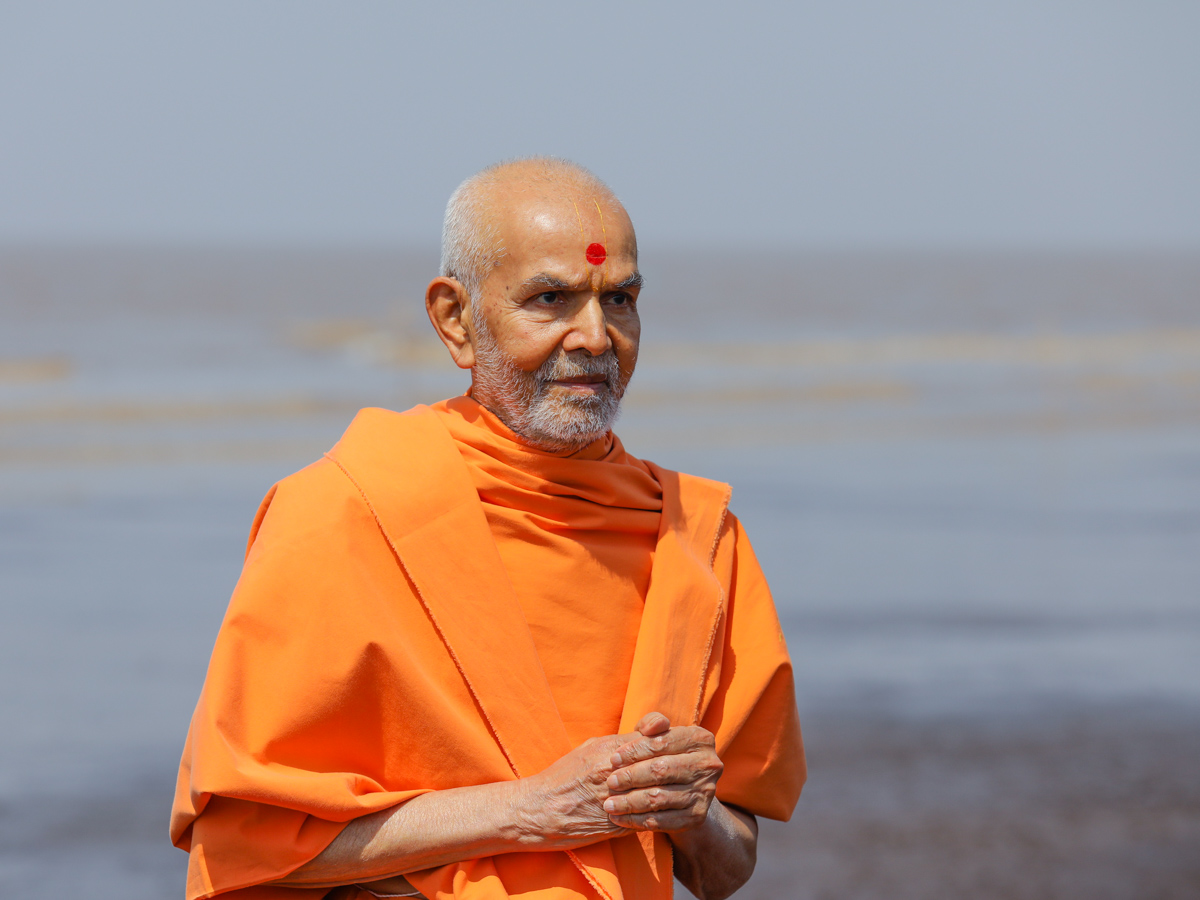 Param Pujya Mahant Swami Maharaj.