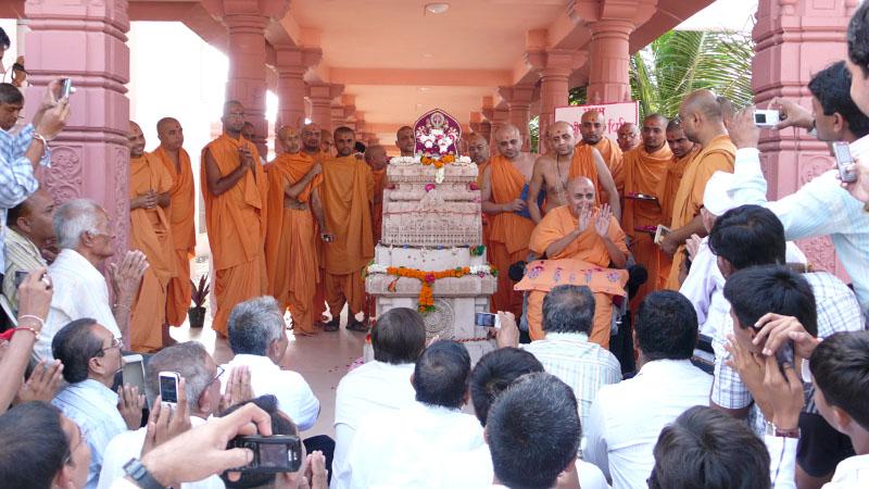  First Stambha Pujan for BAPS Shikharbaddh Mandir, Mahuva