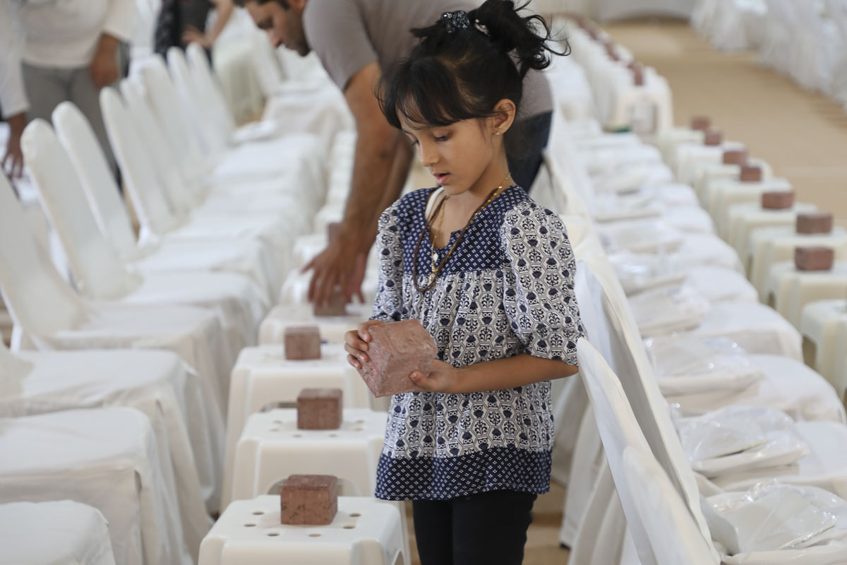Children help in the preparation