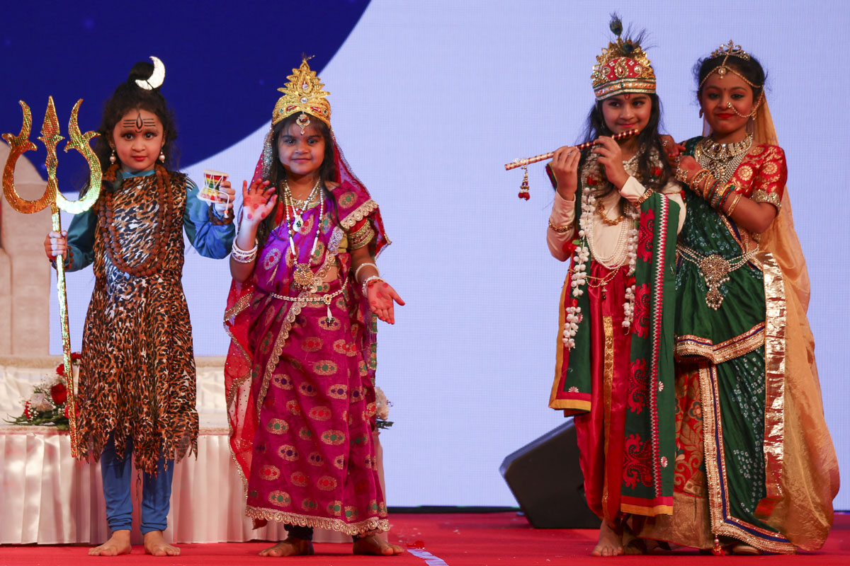 A skit presentation by balikas