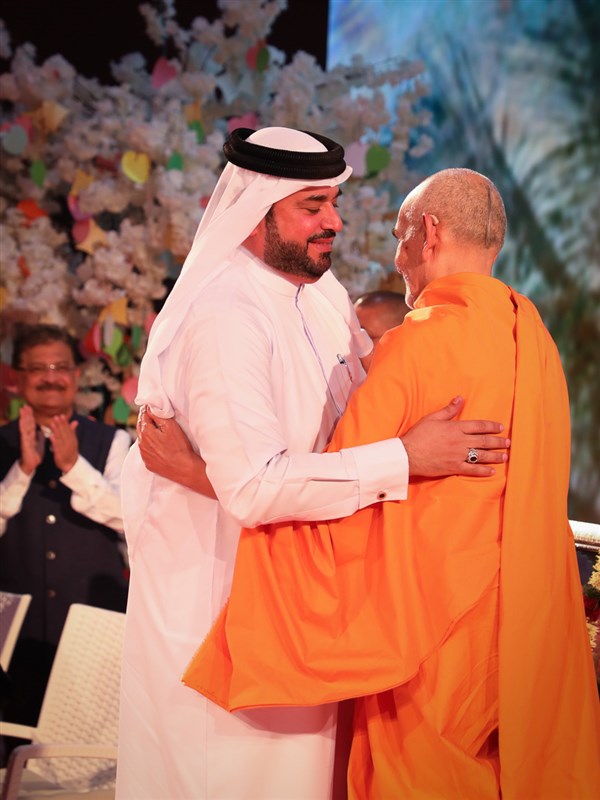 Swamishri greets Mr. Adel Al Ali