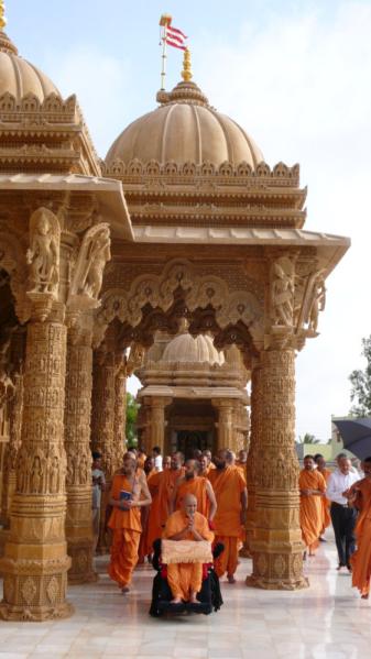  Swamishri in the mandir pradakshina