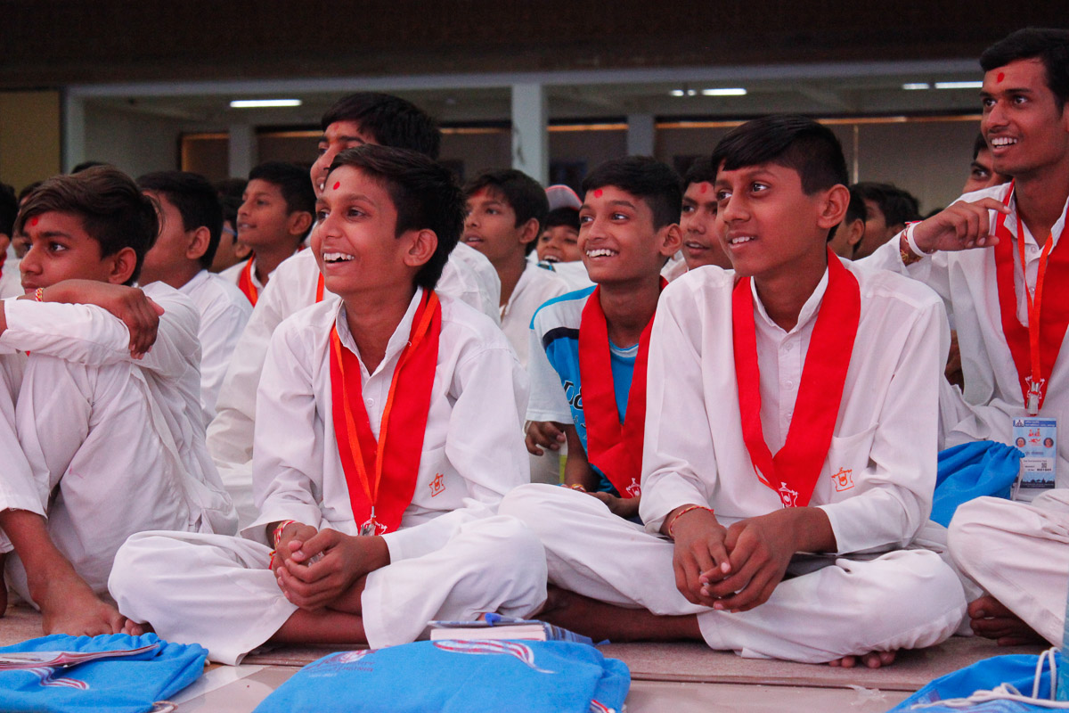 Balaks during the shibir session