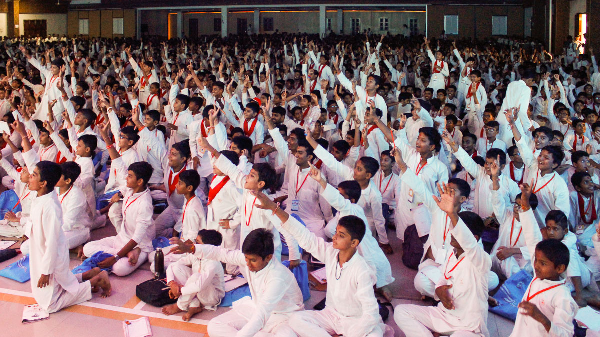 Balaks during the shibir session
