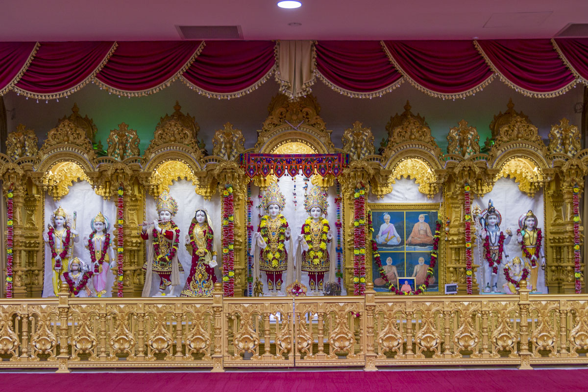 Murtis at BAPS Shri Swaminarayan Mandir, Sydney