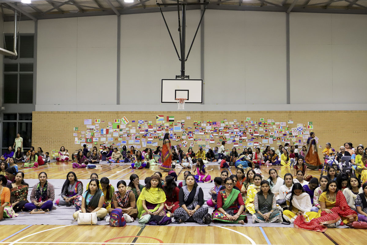Devotees during the assembly